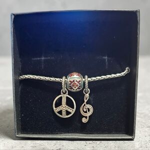 Brighton Dream ☮️ Charm Bracelet NWOT Silver Tone ☮️ Sign Music Note Enamel Bead